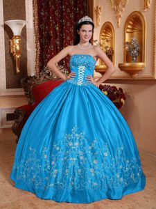 Strapless Affordable Embroidery Ball Gown Quince Dresses in Teal