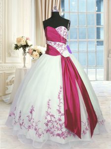 Sweetheart Sleeveless Organza Quinceanera Dress Embroidery and Sashes ribbons Lace Up