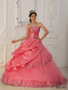 Watermelon Red Strapless Quinceanera Dresses with Embroidery for Less