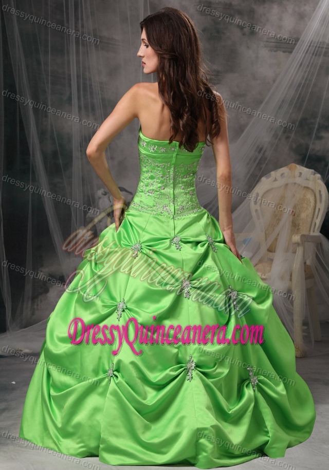 Spring Green Strapless Taffeta Quinceanera Dress with Beading on Promotion