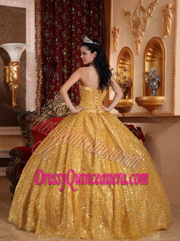 Classical Gold Sweetheart Sweet Sixteen Quinceanera Dresses with Beading