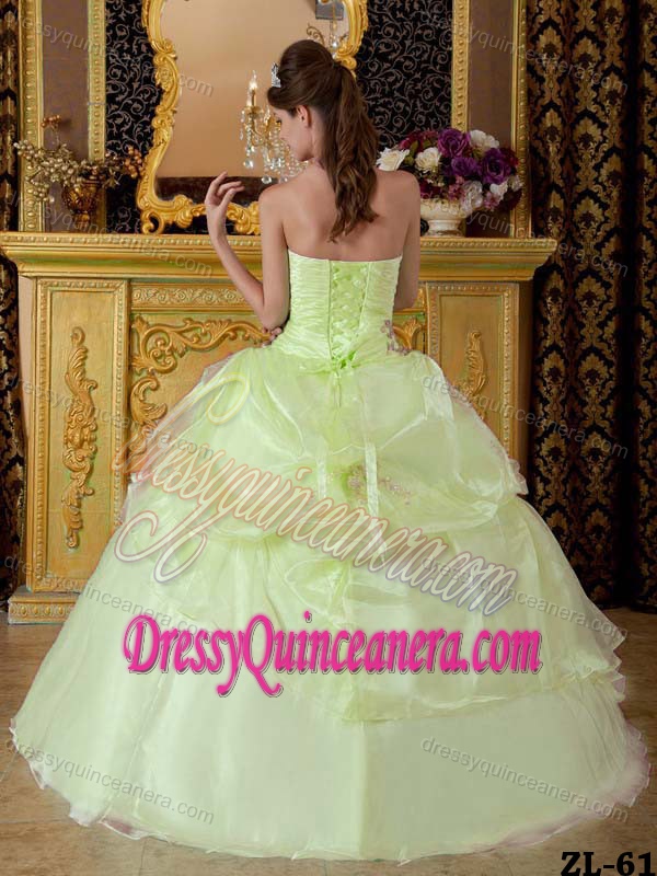 Yellow Green Strapless Organza Sweet 16 Dresses with Beading and Ruche