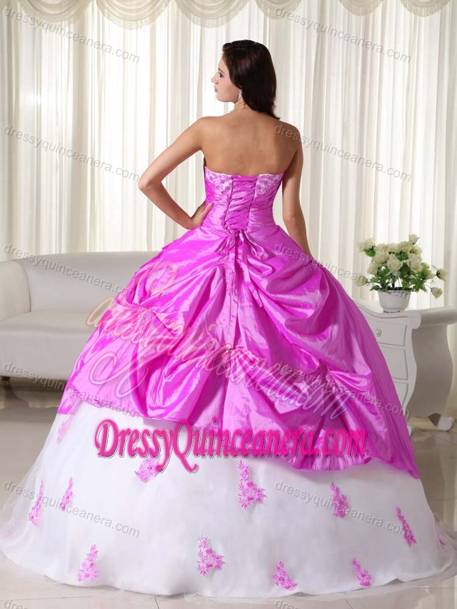 Sweetheart Ball Gown Pink and White Appliqued Quinceanera Dresses with Pick-ups
