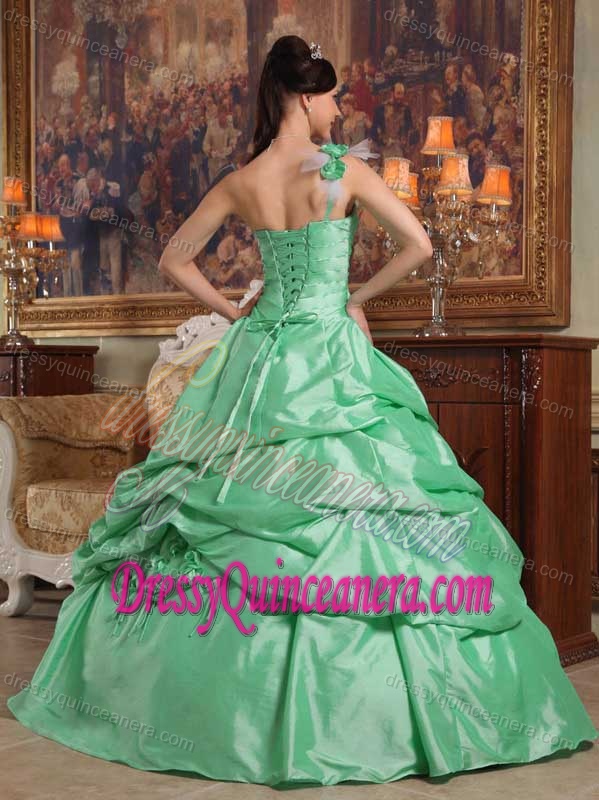 Apple Green One Shoulder Quinceanera Gowns with Hand Flowers in Taffeta