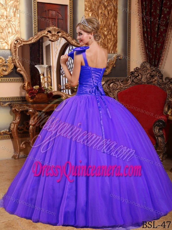 Purple One Shoulder Tulle Quinceanera Dresses with Beading and Bowknot