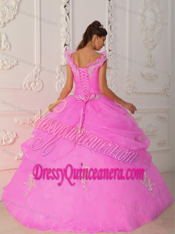 Pink V-neck Taffeta and Organza Beaded Quinceanera Dress with Appliques