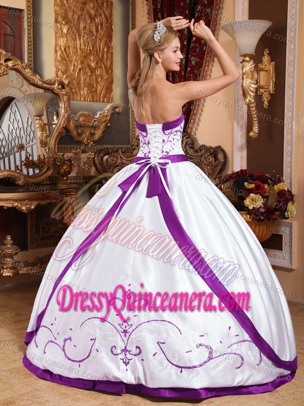 White Strapless Satin Quinceanera Dress with Embroidery on Wholesale Price