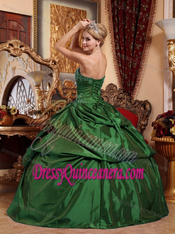 Green Taffeta Beaded Charming Sweet Sixteen Quinceanera Dress for 2014