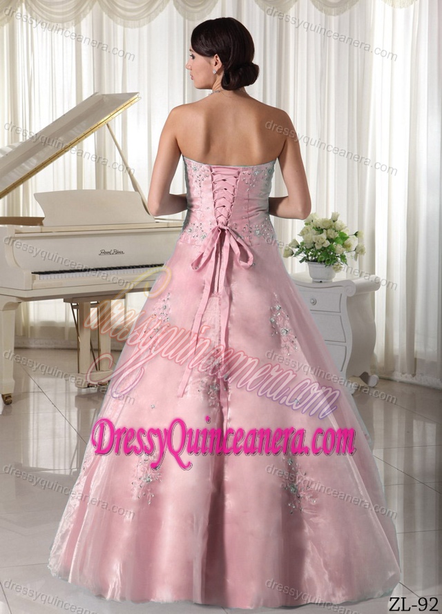 Discount Light Pink Organza Quince Gown Dresses with Sweetheart