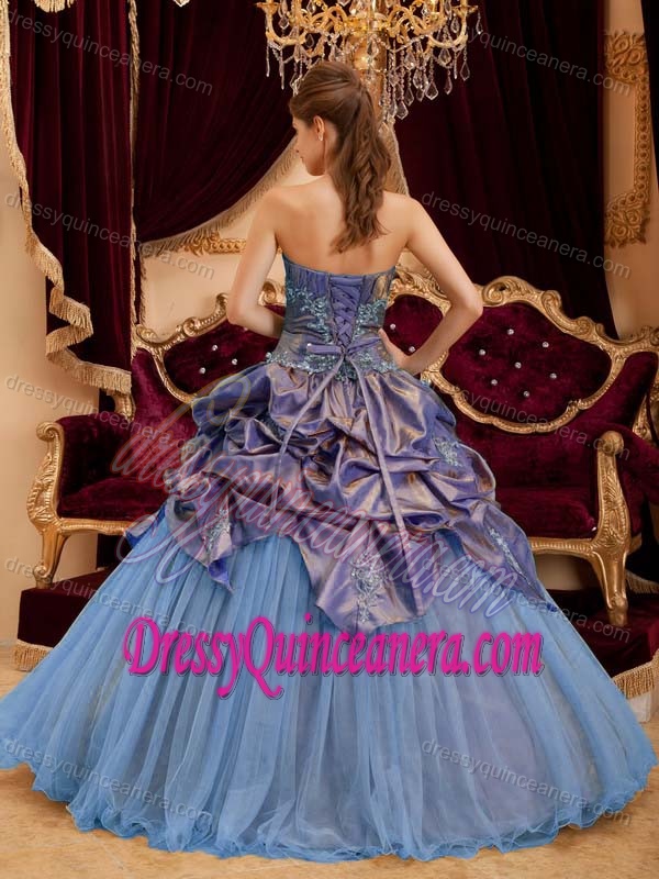 Popular Pleated Sweet 16 Dress with Pick-ups and Embroidery in Taffeta and Tulle