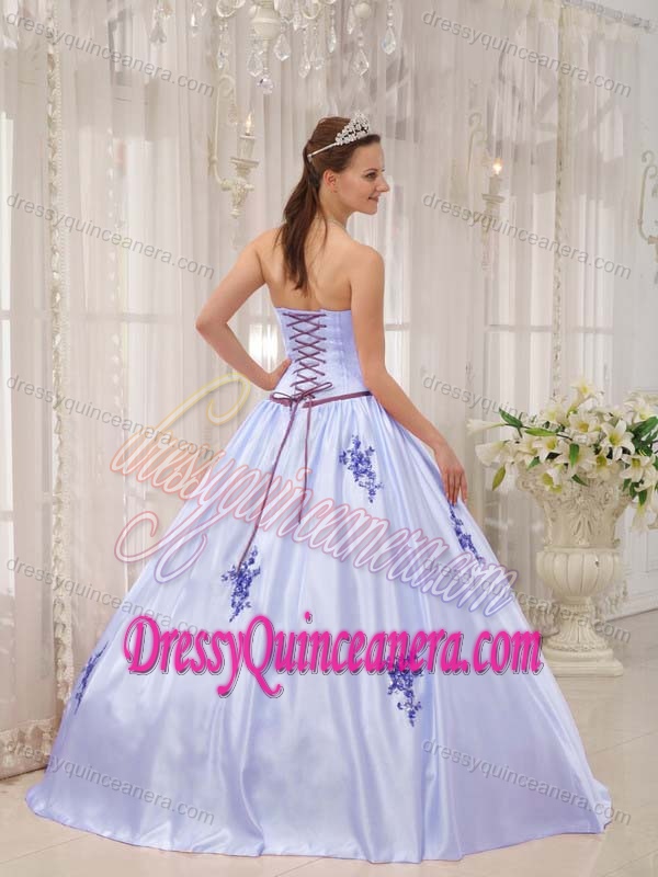 Strapless Floor-length White Taffeta Dresses for Quince with Purple Embroidery