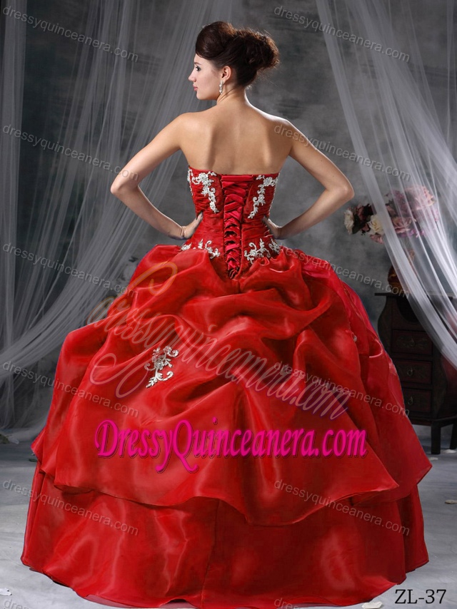 Red Ball Gown Sweetheart Organza Appliqued Organza Dress for Quince