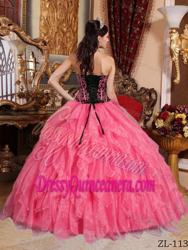 Sweetheart Organza Embroidery Beaded Quinceanera Gowns in Coral Red