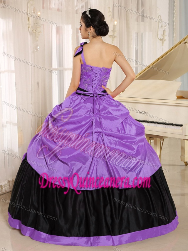 Pretty Purple One Shoulder Quinceanera Dress with Bowknot and Appliques