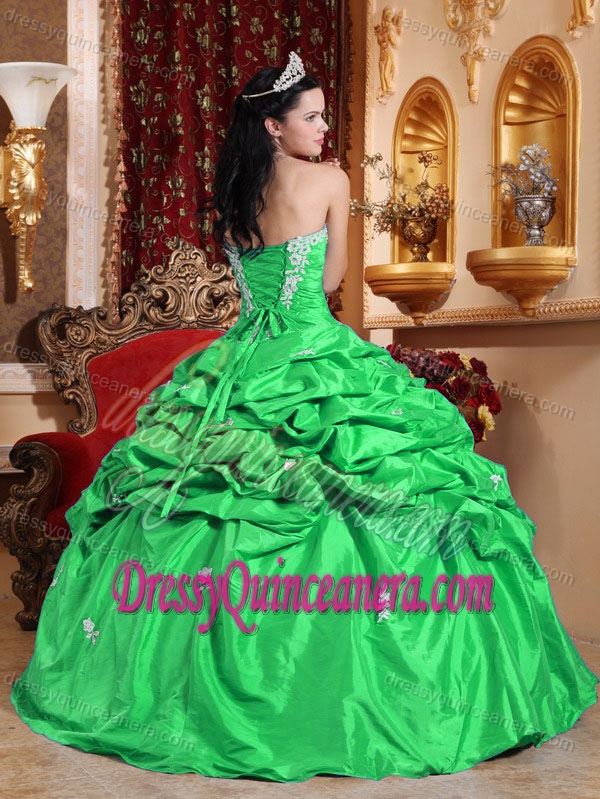 Clearance Spring Green Ruching Quince Dress with Pick-ups and White Appliques
