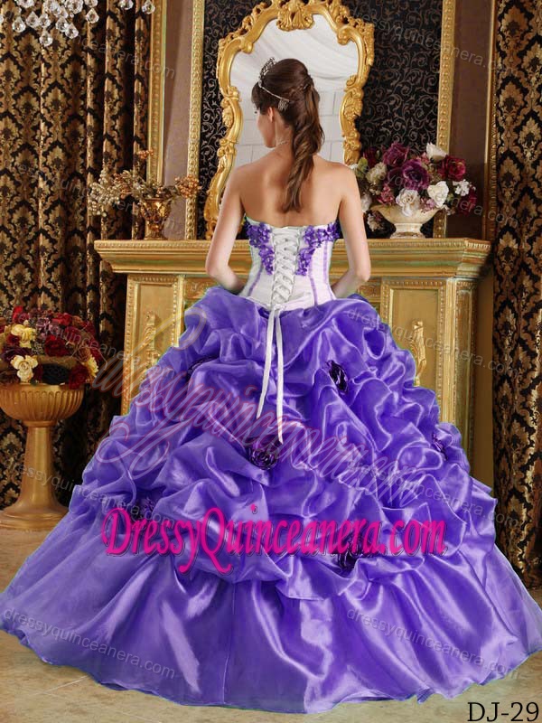 Purple Sweetheart Organza Quinceanera Gown Dress with Handle Flowers