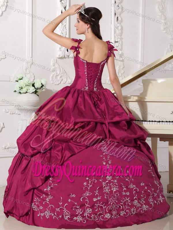 Fuchsia Embroidered Lace-up Taffeta 2013 Best Seller Dresses for Quince