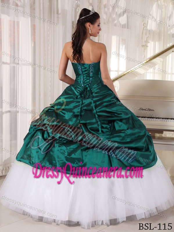 Sweetheart Floor-length Appliqued Quinceaneras Dress in Taffeta and Tulle
