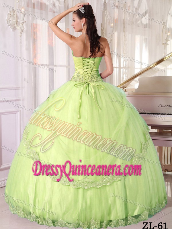 Yellow Green Sweetheart Taffeta and Tulle Quince Dresses with Appliques