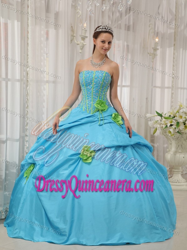 Beading Strapless Quinceanera Dresses with Hand Made Flowers in Aqua Blue