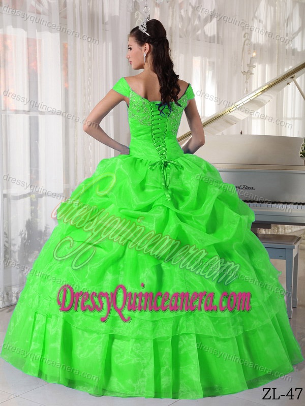Spring Green off-the-shoulder Quinceanera Gown Dress with Pick-ups and Beading