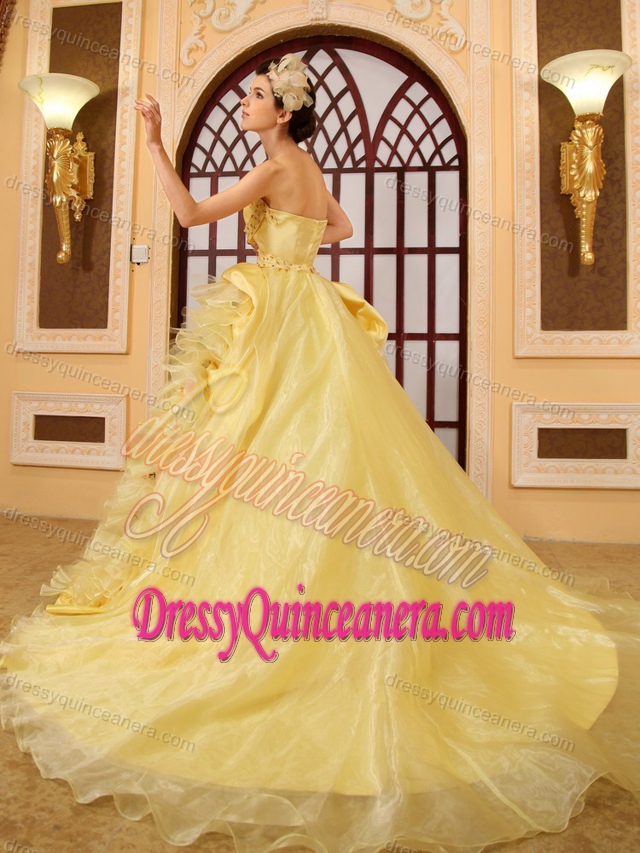 Special Organza Strapless Dress for Quinceanera in Yellow with Beading