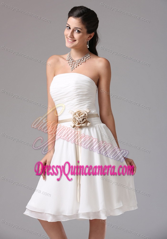 Popular Strapless Ruched White Quinceanera Damas Dresses with Sash