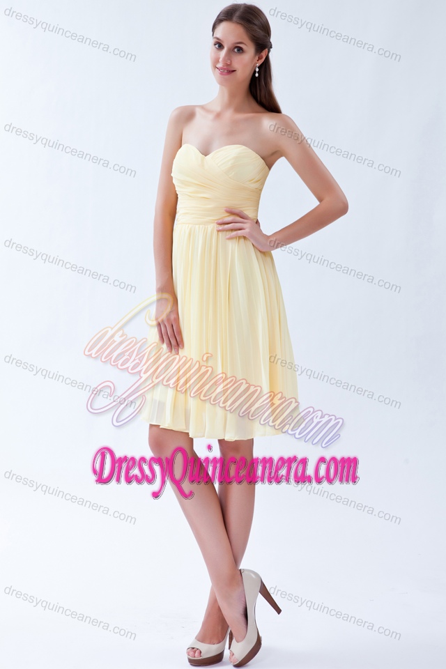 Lovely Champagne Sweetheart Knee-length Chiffon Dama Dress for Quinceanera on Sale
