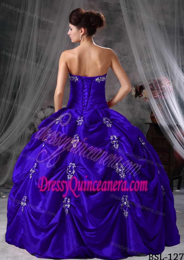 2013 Strapless Floor-length Appliques Beading Dresses for a Quince