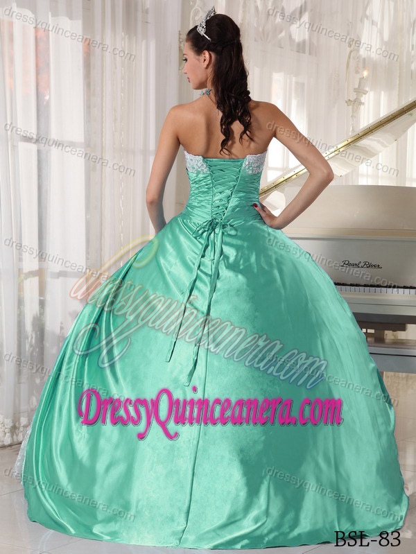 Apple Green Taffeta Lace Ball Gown Dresses for a Quinceanera 2014