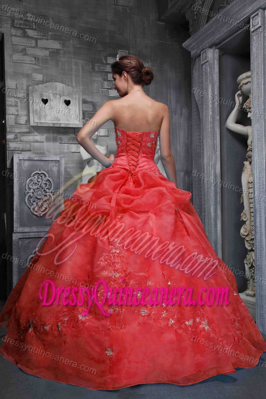 Popular Red Organza Taffeta Strapless beautiful Appliques Quinceanera Dress