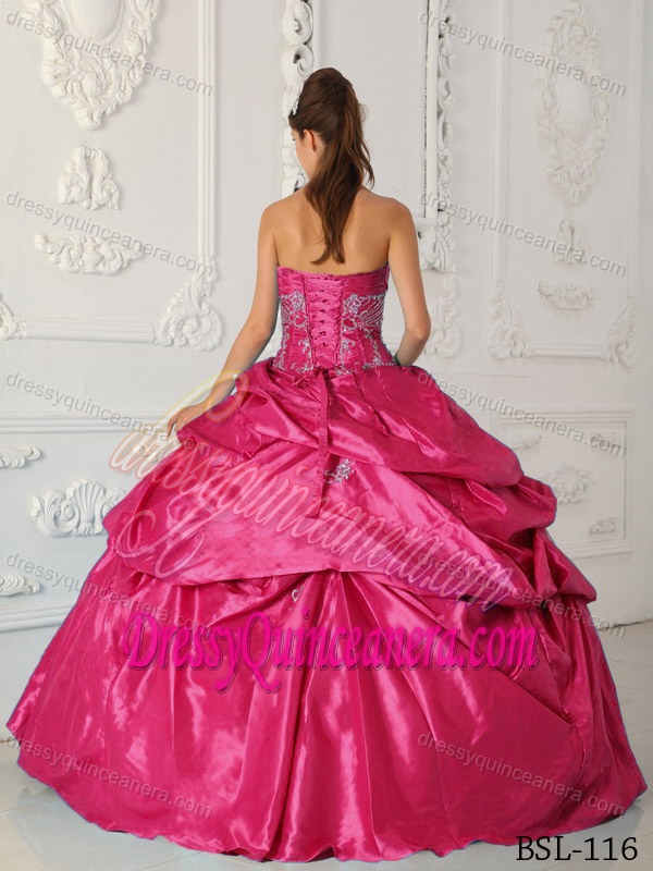 2013 Fabulous Coral Red Ruched Taffeta Quinceanera Gown with Appliques