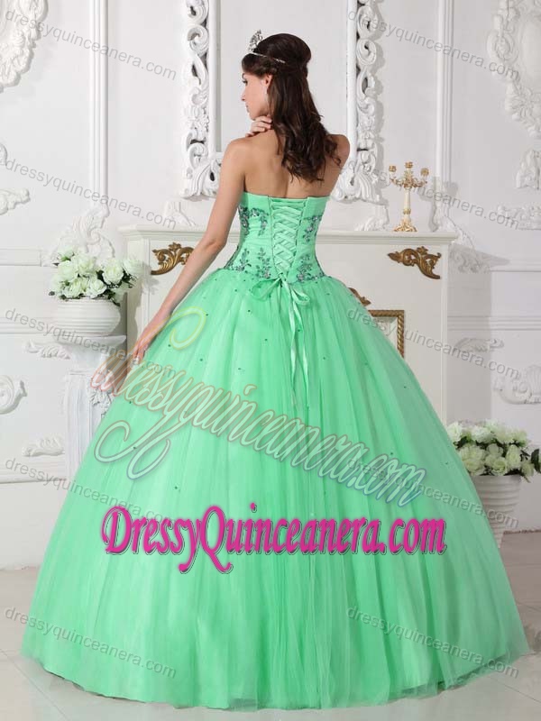 Apple Green Sweetheart Ball Gown Sweet Sixteen Dresses with Appliques in Fashion