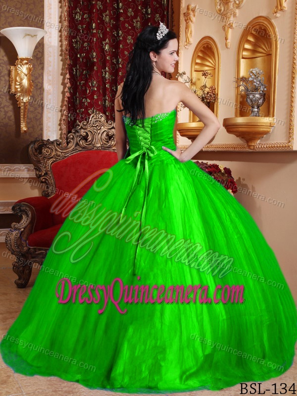 Bright Green Sweetheart Ball Gown Tulle Quinceanera Dresses with Beading and Bow