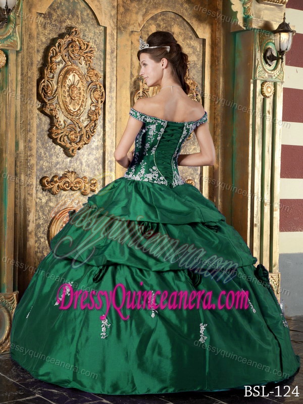 Off The Shoulder Appliqued Green Quinceanera Dresses with Handmade Flowers