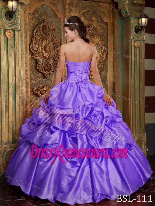 Purple Pickups Quinceaneras Dress with Heart Shaped Neckline and Embroidery