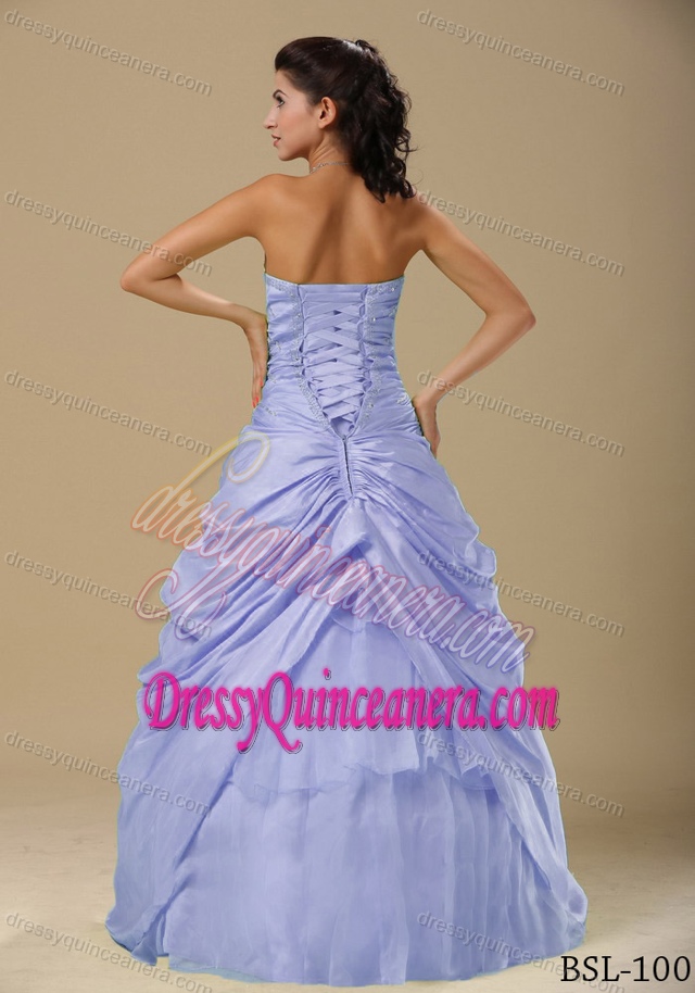Ruched and Beaded Quinceanera Gown Dresses with Hand Made Flower in Lilac