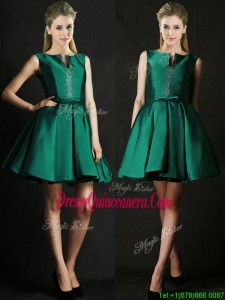 Classical A Line Green Short Dama Dress with Beading and Belt