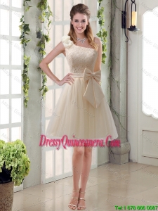 2016 Princess One Shoulder Bowknot Laced Dama Dresses in Champagne