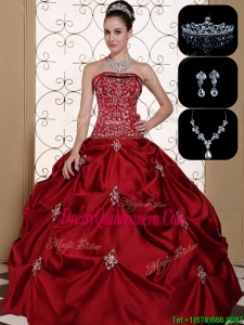 Romantic Embroidery Strapless Sweet 15 Dresses in Wine Red