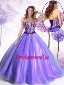 2016 Gorgeous Ball Gown Lavender Quinceanera Gowns with Beading