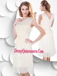 2016 Perfect Scoop Knee Length White Dama Dress with Lace