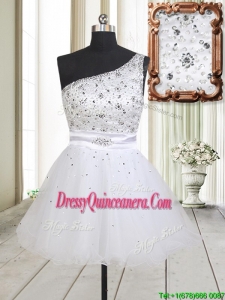 Fashionable One Shoulder Beaded Bodice Zipper Up White Dama Dress in Tulle