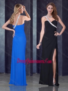 Beautiful One Shoulder Black Dama Dress with High Slit and Beading