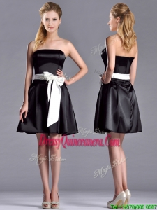 Romantic A Line Strapless White Be-ribboned Short 2016 Dama Dresses in Black