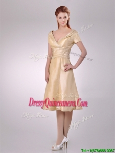 Hot Sale V Neck Champagne Tea Length Beautiful Dama Dress with Short Sleeves