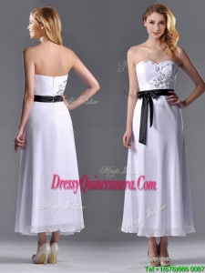 Popular Tea Length White Beautiful Dama Dress with Appliques and Belt