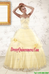2015 Vintage Beading Light Yellow Quinceanera Dresses