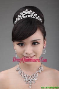 Exquisite Tiara and Necklace in Alloy and Rhinestone