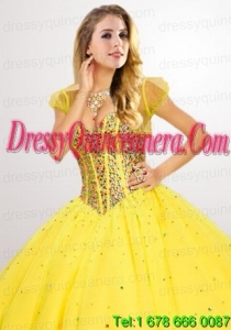 Fashionable Tulle Short Beading Quinceanera Jacket in Yellow